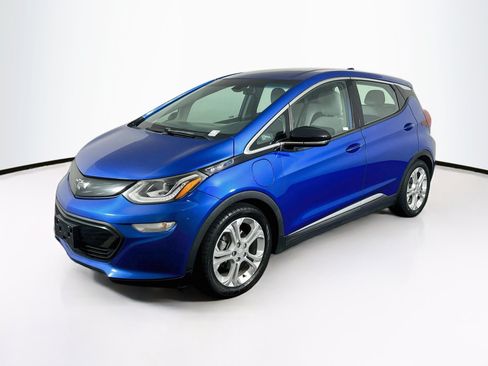 Used 2017 Chevrolet Bolt LT FWD image 3