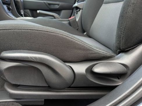 Used 2007 MAZDA MAZDA3 i Touring FWD image 13