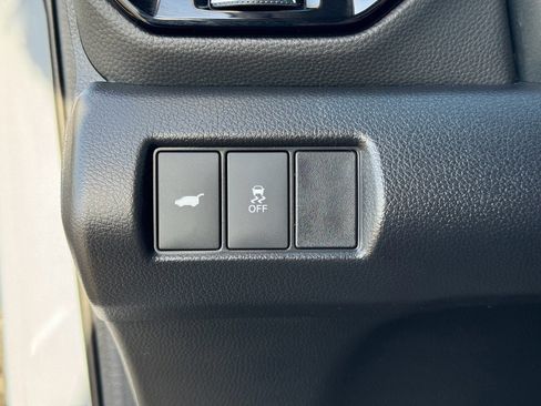 Used 2024 Honda Pilot Touring image 22