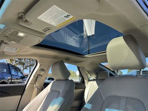 Used 2020 Lincoln MKZ Reserve w/ Elements Package image 11