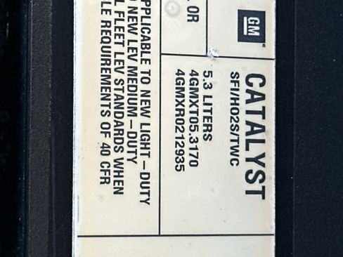 Used 2004 Chevrolet SSR w/ Preferred Equipment Group image 21