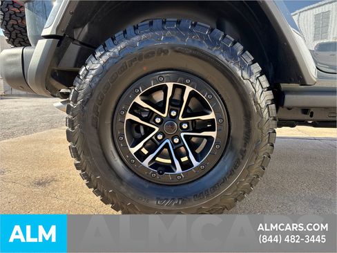 Used 2025 Jeep Wrangler Unlimited Rubicon image 21