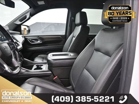Used 2022 Chevrolet Suburban Z71 w/ Luxury Package image 8