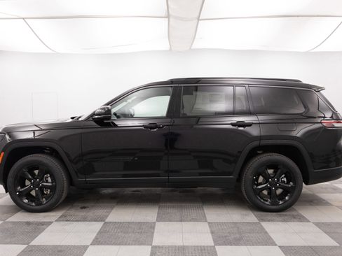 New 2026 Jeep Grand Cherokee L Limited w/ Limited Altitude Package AWD/4WD image 9