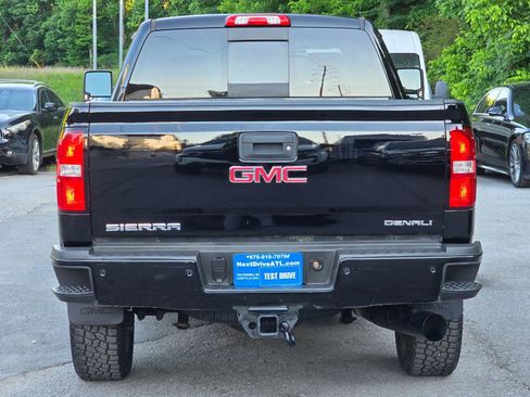 Used 2019 GMC Sierra 2500 Denali AWD/4WD image 6
