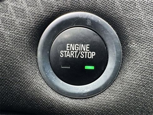 Used 2018 Chevrolet Malibu LT image 26