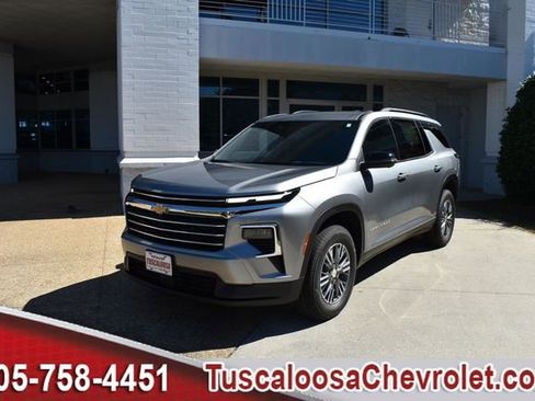 New 2026 Chevrolet Traverse LT w/ Driver Confidence Package image 5