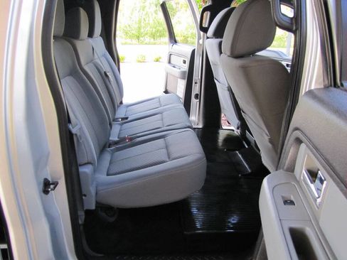 Used 2011 Ford F150 XLT w/ XLT Chrome Pkg AWD/4WD image 19