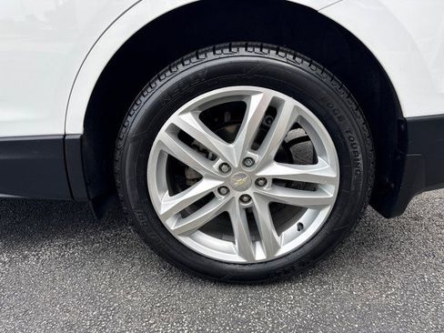 Used 2020 Chevrolet Equinox Premier AWD/4WD image 12