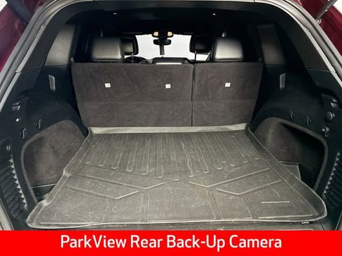 Used 2018 Jeep Grand Cherokee Altitude image 28