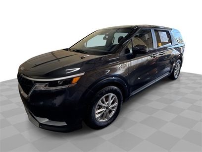 Used 2024 Kia Carnival LX