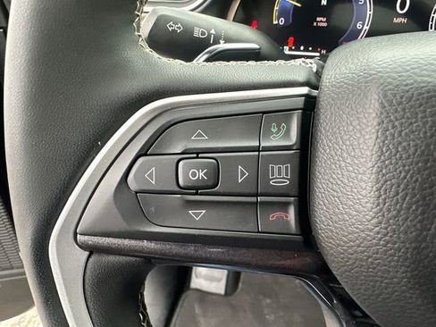 Used 2023 Jeep Grand Cherokee Altitude image 31