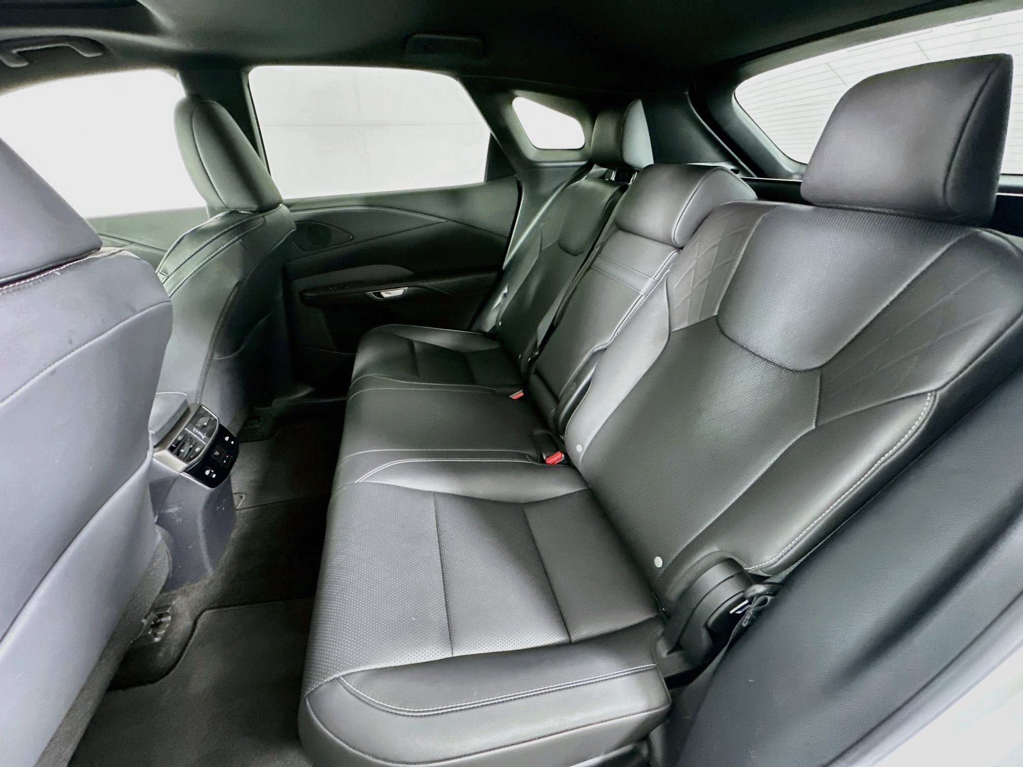 Used 2023 Lexus RX 350 Premium Plus w/ Cold Area Package FWD image 24