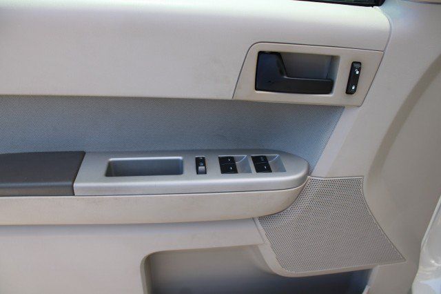 Used 2012 Ford Escape XLT FWD image 13