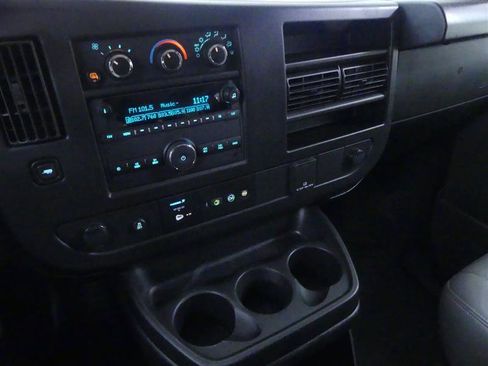 Used 2022 Chevrolet Express 3500 LS RWD image 11