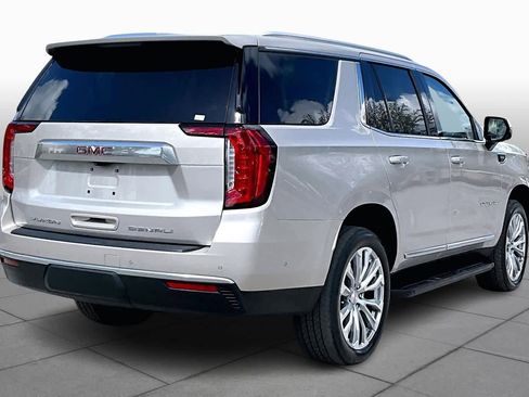 Used 2024 GMC Yukon Denali w/ Advanced Technology Package AWD/4WD image 13
