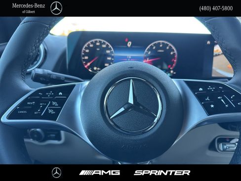 New 2026 Mercedes-Benz GLB 250 image 25