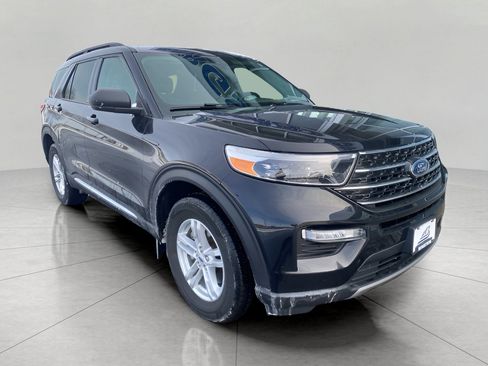 Used 2023 Ford Explorer XLT w/ Equipment Group 202A image 1