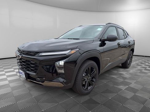 New 2026 Chevrolet Trax ACTIV w/ Driver Confidence Package FWD image 1