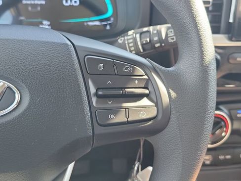 Certified 2026 Hyundai Venue SE FWD image 8