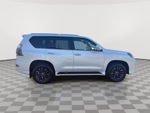 Used 2023 Lexus GX 460 Premium image 4