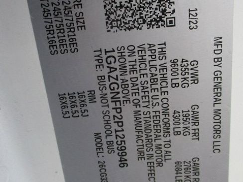 Used 2023 Chevrolet Express 3500 LS image 9