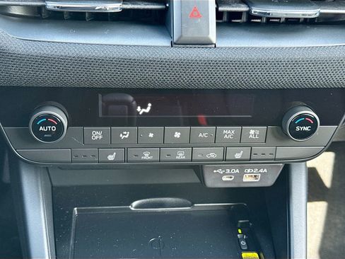 New 2026 Subaru Outback Limited image 18