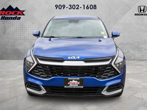 Used 2023 Kia Sportage EX FWD image 2