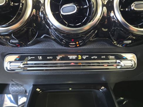 New 2026 Mercedes-Benz GLB 250 GLB 250 image 23