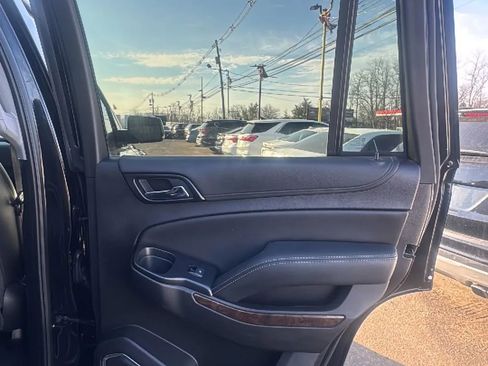 Used 2020 GMC Yukon SLT w/ Graphite Performance Edition image 15