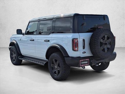 New 2025 Ford Bronco Outer Banks w/ Black Appearance Package image 9