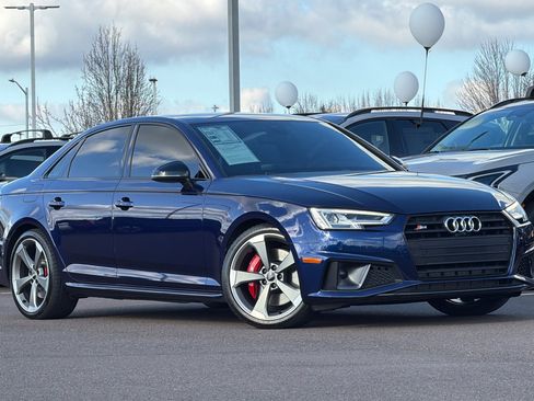 Used 2019 Audi S4 Prestige w/ Prestige Package image 2
