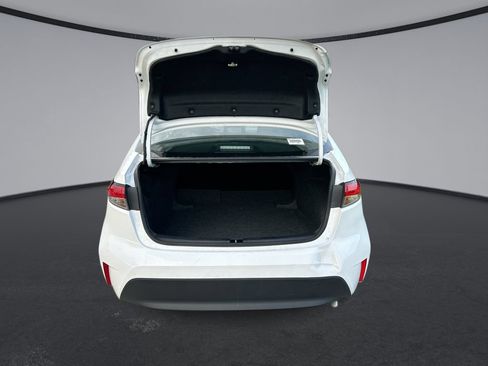 Used 2026 Toyota Corolla LE FWD image 29