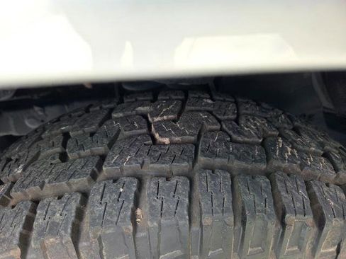 Used 2016 Toyota 4Runner SR5 image 19