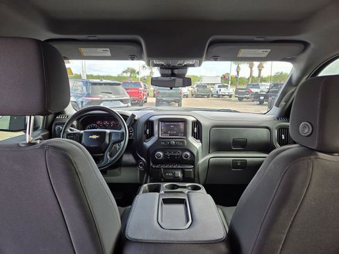 Used 2023 Chevrolet Silverado 1500 Custom AWD/4WD image 24