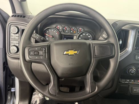 Used 2026 Chevrolet Silverado 1500 W/T w/ WT Value Package AWD/4WD image 19