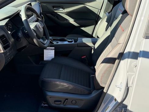 New 2026 Nissan Rogue SV AWD/4WD image 21