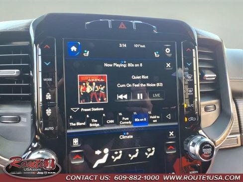 Used 2020 RAM 1500 Limited w/ Black Appearance Package AWD/4WD image 35