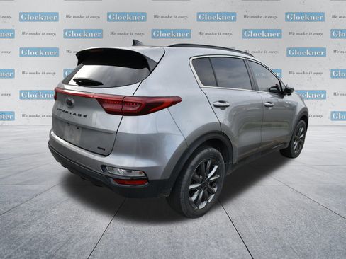 Used 2021 Kia Sportage S w/ S AWD Premium Package image 16