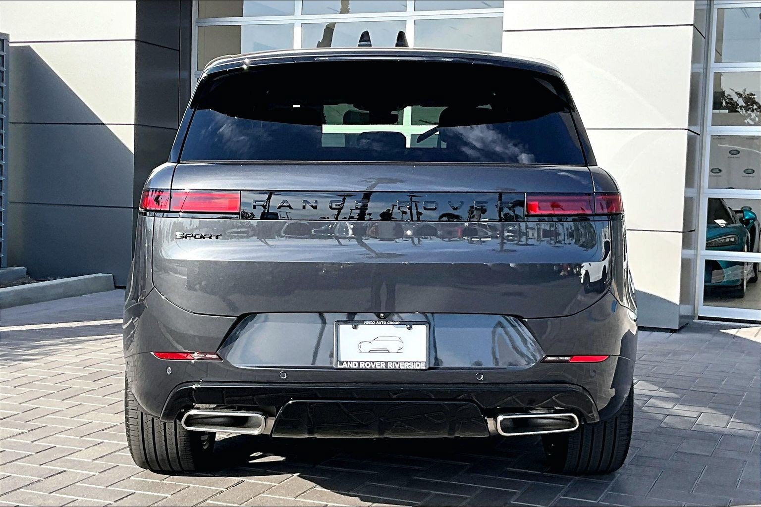New 2026 Land Rover Range Rover Sport Dynamic SE AWD/4WD image 4
