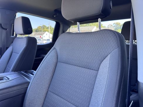 Used 2022 Chevrolet Silverado 1500 LT Trail Boss w/ Bed Protection Package image 23