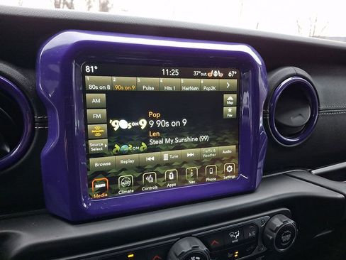 Used 2022 Jeep Gladiator Overland w/ LED Lighting Group image 20