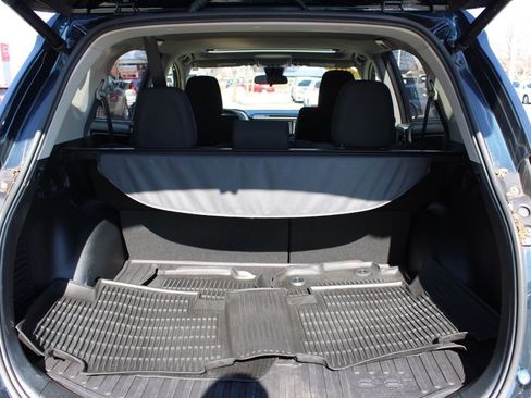 Used 2018 Toyota RAV4 XLE image 10