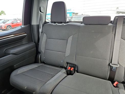 Used 2023 Chevrolet Silverado 1500 LT AWD/4WD image 13