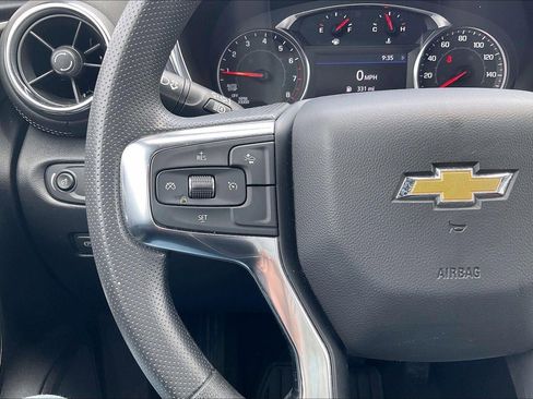 Used 2025 Chevrolet Blazer LT w/ Convenience Package AWD/4WD image 18