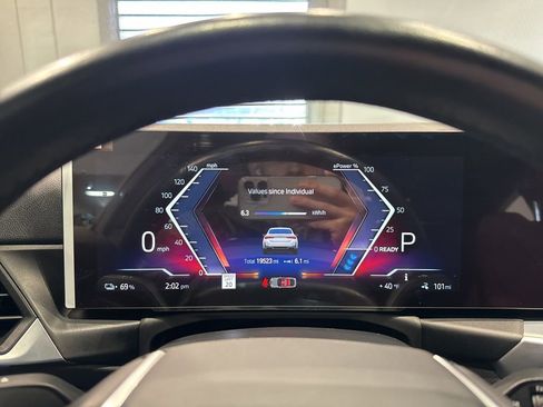 Used 2023 BMW i4 eDrive35 w/ Premium Package image 29