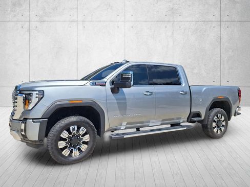 Used 2026 GMC Sierra 2500 Denali w/ Denali Reserve Package AWD/4WD image 1