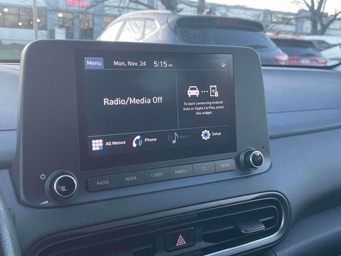 Used 2022 Hyundai Kona SEL image 26