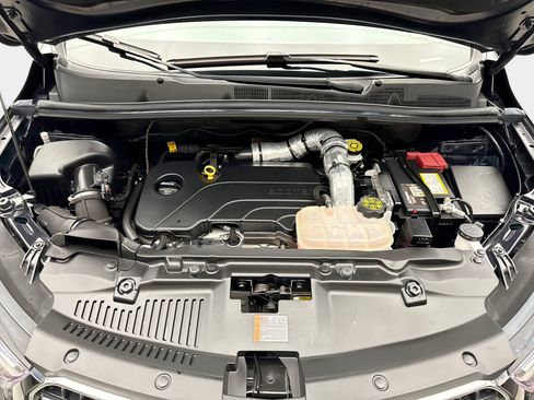 Used 2022 Buick Encore Preferred w/ Safety Package AWD/4WD image 27
