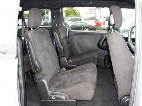 Used 2015 Dodge Grand Caravan SE w/ Quick Order Package 29E SE FWD image 15